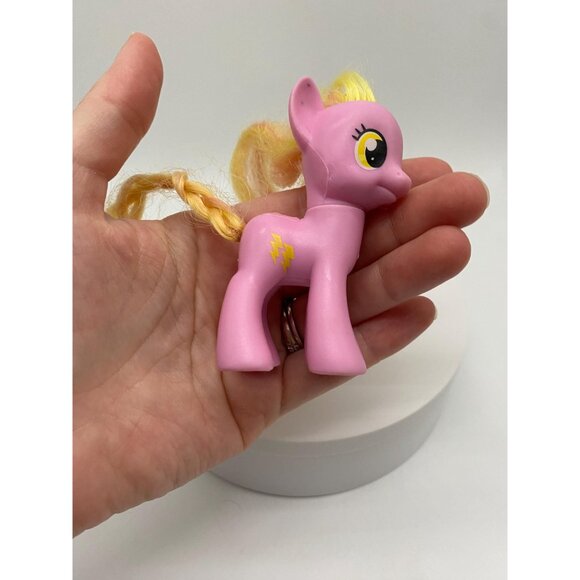 2014 Hasbro My Little Pony Honey Rays Pony - My Little Pony Collectible Toy - Picture 7 of 8